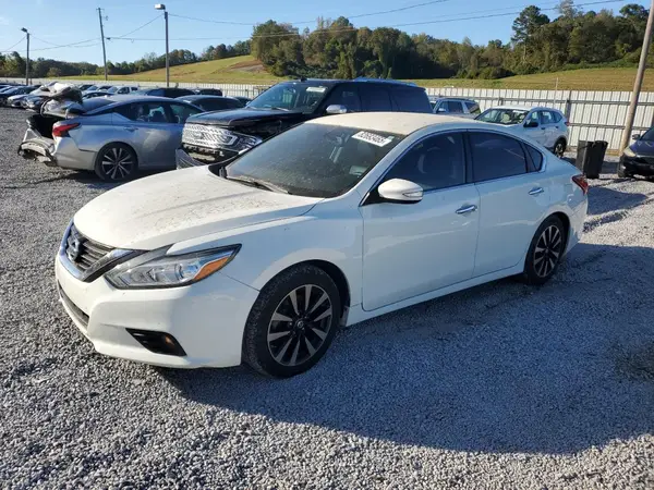 1N4AL3AP0JC170809 2018 NISSAN ALTIMA - Image 1