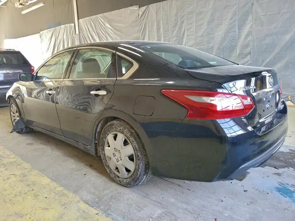 1N4AL3AP0JC171555 2018 NISSAN ALTIMA - Image 2