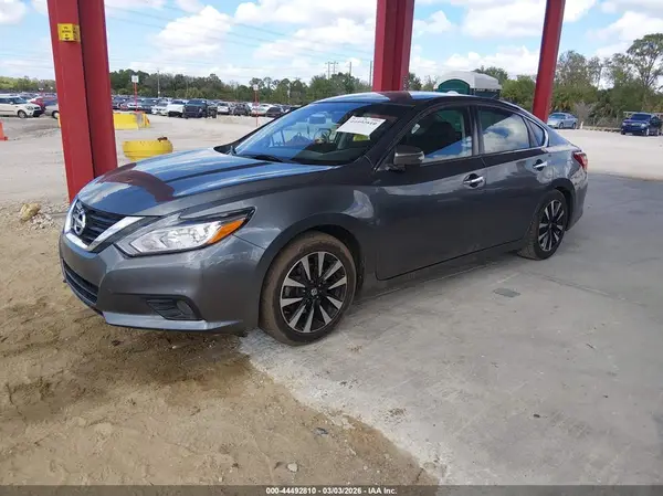 1N4AL3AP0JC171720 2018 NISSAN ALTIMA - Image 2
