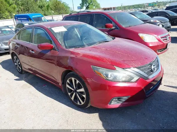 1N4AL3AP0JC178229 2018 NISSAN ALTIMA - Image 1