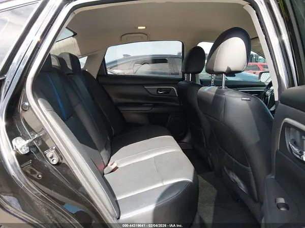 1N4AL3AP0JC180367 2018 NISSAN ALTIMA - Image 8