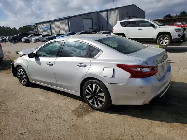 1N4AL3AP0JC182944 2018 NISSAN ALTIMA - Image 2
