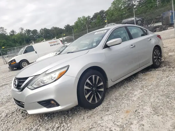 1N4AL3AP0JC183298 2018 NISSAN ALTIMA - Image 1