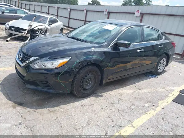 1N4AL3AP0JC184368 2018 NISSAN ALTIMA - Image 2