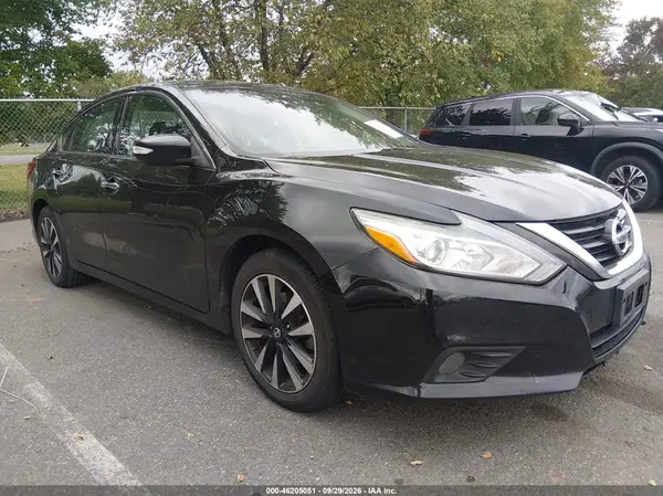 1N4AL3AP0JC185973 2018 NISSAN ALTIMA - Image 1