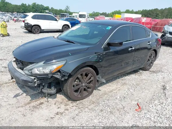 1N4AL3AP0JC187335 2018 NISSAN ALTIMA - Image 2