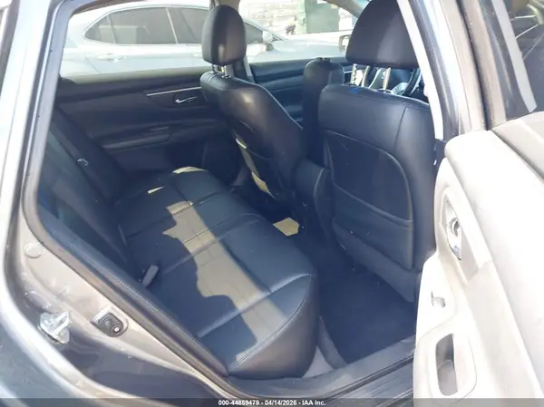1N4AL3AP0JC187562 2018 NISSAN ALTIMA - Image 8