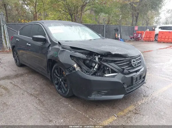 1N4AL3AP0JC189554 2018 NISSAN ALTIMA - Image 1