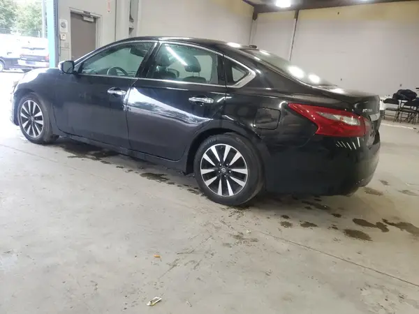 1N4AL3AP0JC189621 2018 NISSAN ALTIMA - Image 2