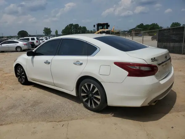 1N4AL3AP0JC192339 2018 NISSAN ALTIMA - Image 2
