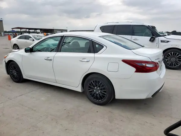 1N4AL3AP0JC194432 2018 NISSAN ALTIMA - Image 2