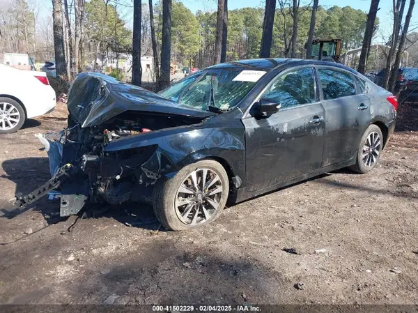 1N4AL3AP0JC195614 2018 NISSAN ALTIMA - Image 2