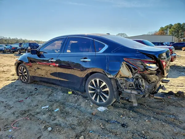 1N4AL3AP0JC195645 2018 NISSAN ALTIMA - Image 2