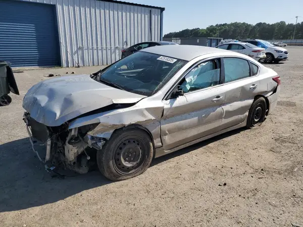 1N4AL3AP0JC197699 2018 NISSAN ALTIMA - Image 1
