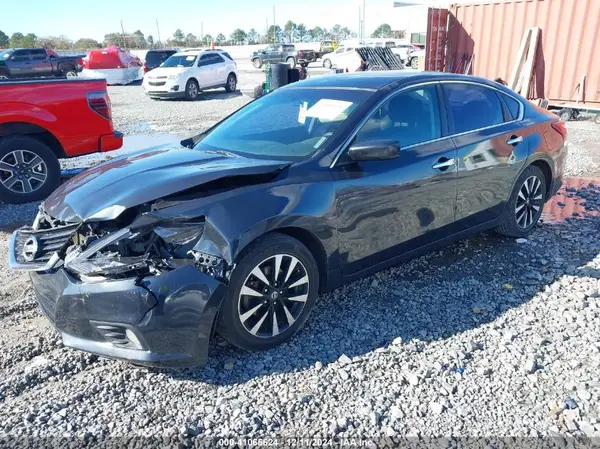 1N4AL3AP0JC198562 2018 NISSAN ALTIMA - Image 2
