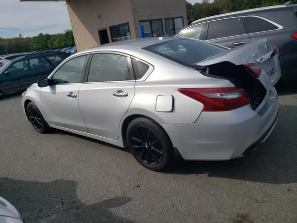 1N4AL3AP0JC201296 2018 NISSAN ALTIMA - Image 2