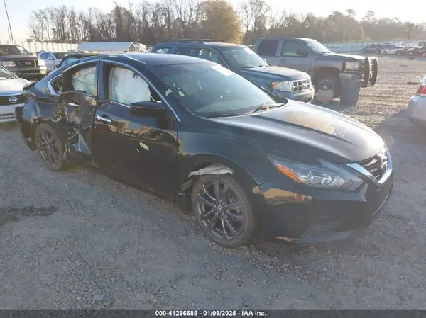 1N4AL3AP0JC206319 2018 NISSAN ALTIMA - Image 1