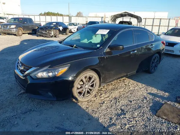 1N4AL3AP0JC206319 2018 NISSAN ALTIMA - Image 2