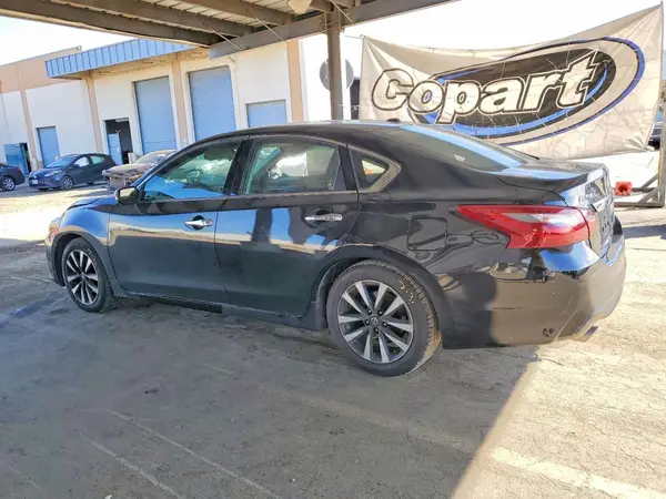 1N4AL3AP0JC207700 2018 NISSAN ALTIMA - Image 2