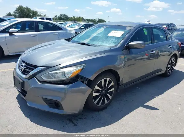 1N4AL3AP0JC208474 2018 NISSAN ALTIMA - Image 2