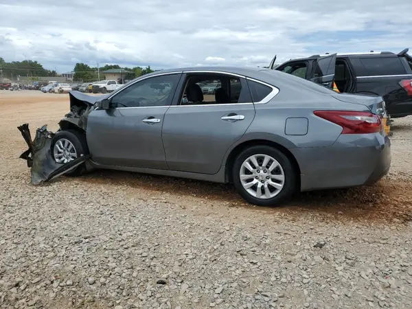 1N4AL3AP0JC209611 2018 NISSAN ALTIMA - Image 2