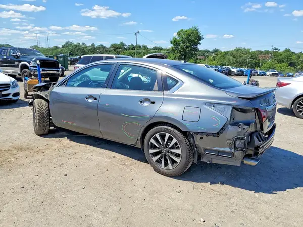 1N4AL3AP0JC213609 2018 NISSAN ALTIMA - Image 2