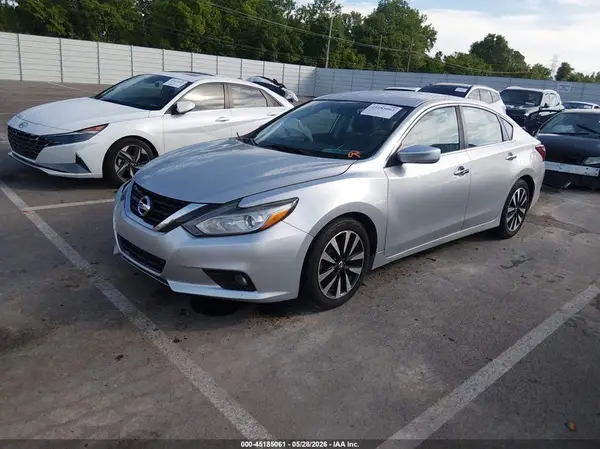 1N4AL3AP0JC216462 2018 NISSAN ALTIMA - Image 2