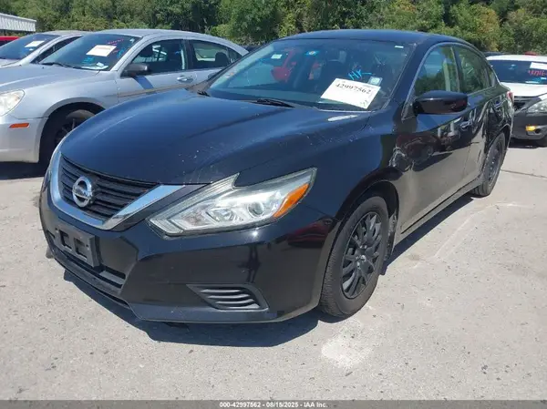 1N4AL3AP0JC219426 2018 NISSAN ALTIMA - Image 2