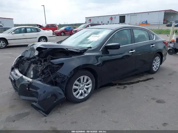 1N4AL3AP0JC220107 2018 NISSAN ALTIMA - Image 2