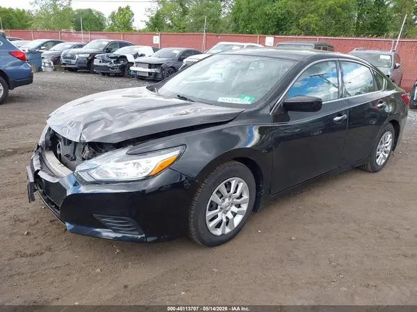 1N4AL3AP0JC221712 2018 NISSAN ALTIMA - Image 2