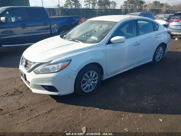 1N4AL3AP0JC223881 2018 NISSAN ALTIMA - Image 2