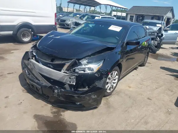 1N4AL3AP0JC225128 2018 NISSAN ALTIMA - Image 2