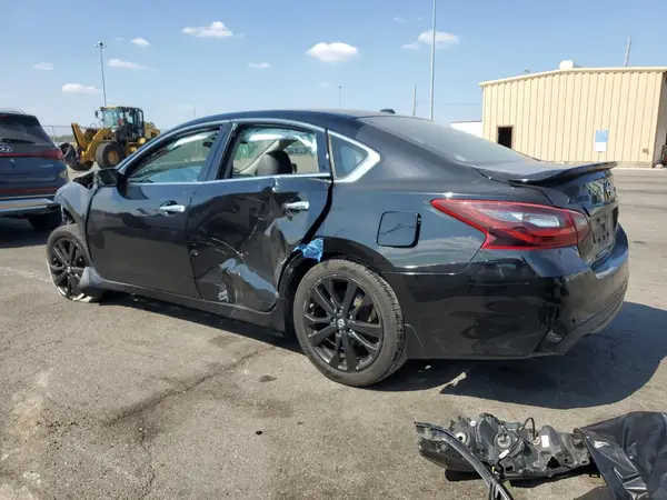1N4AL3AP0JC226974 2018 NISSAN ALTIMA - Image 2