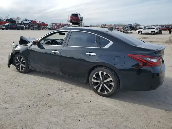 1N4AL3AP0JC227557 2018 NISSAN ALTIMA - Image 2