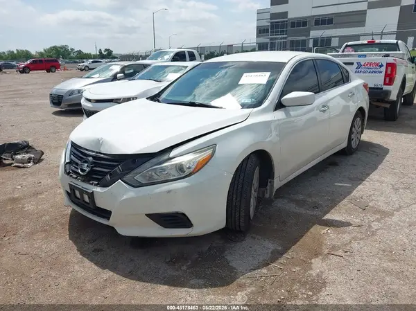1N4AL3AP0JC228028 2018 NISSAN ALTIMA - Image 2