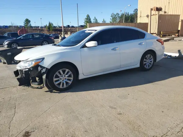 1N4AL3AP0JC228272 2018 NISSAN ALTIMA - Image 1