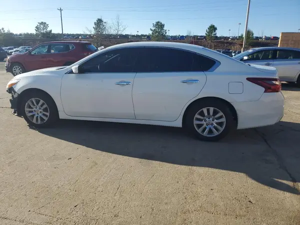 1N4AL3AP0JC228272 2018 NISSAN ALTIMA - Image 2