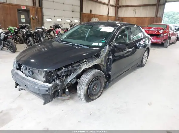 1N4AL3AP0JC228725 2018 NISSAN ALTIMA - Image 2