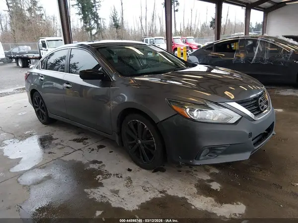 1N4AL3AP0JC228806 2018 NISSAN ALTIMA - Image 1