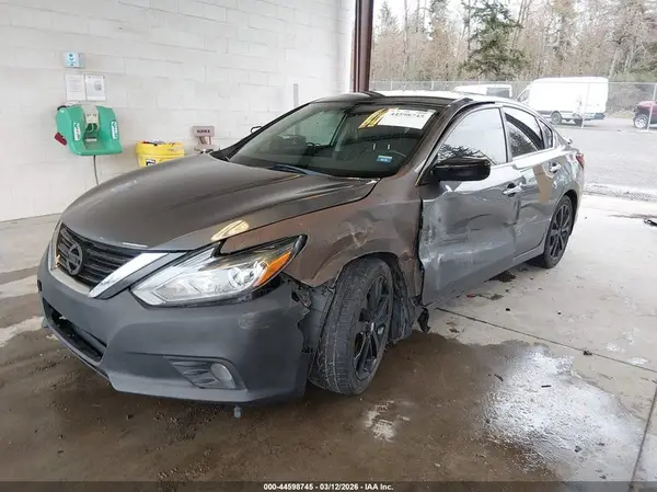 1N4AL3AP0JC228806 2018 NISSAN ALTIMA - Image 2