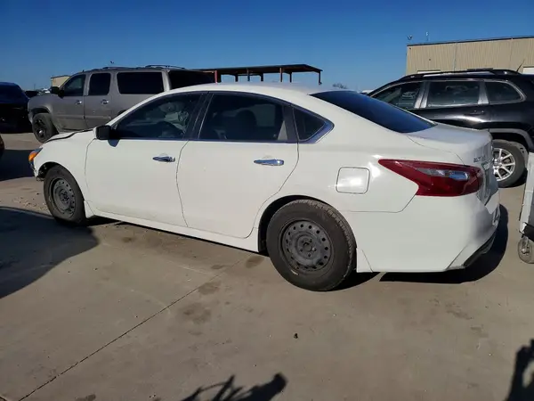 1N4AL3AP0JC233522 2018 NISSAN ALTIMA - Image 2