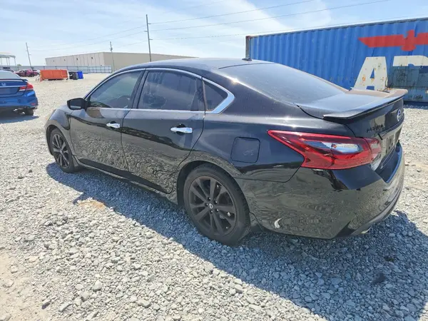 1N4AL3AP0JC234055 2018 NISSAN ALTIMA - Image 2