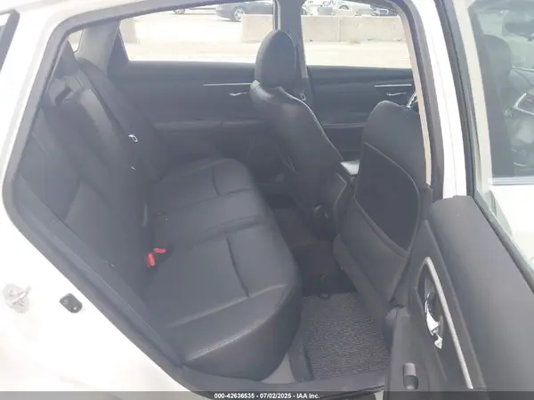 1N4AL3AP0JC235383 2018 NISSAN ALTIMA - Image 8