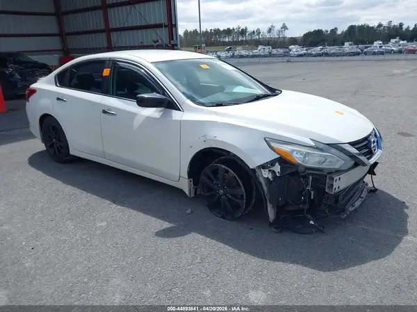 1N4AL3AP0JC235450 2018 NISSAN ALTIMA - Image 1
