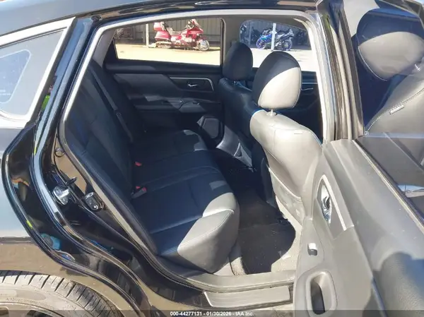 1N4AL3AP0JC236260 2018 NISSAN ALTIMA - Image 8