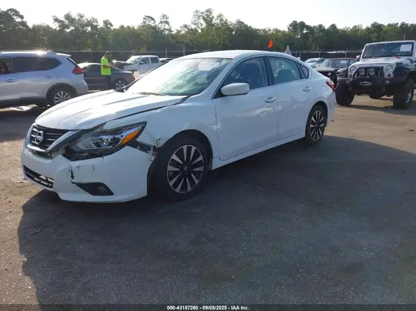 1N4AL3AP0JC237036 2018 NISSAN ALTIMA - Image 2