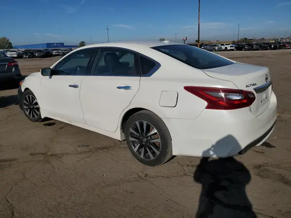 1N4AL3AP0JC237182 2018 NISSAN ALTIMA - Image 2