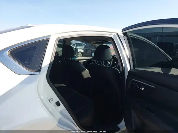 1N4AL3AP0JC239398 2018 NISSAN ALTIMA - Image 8