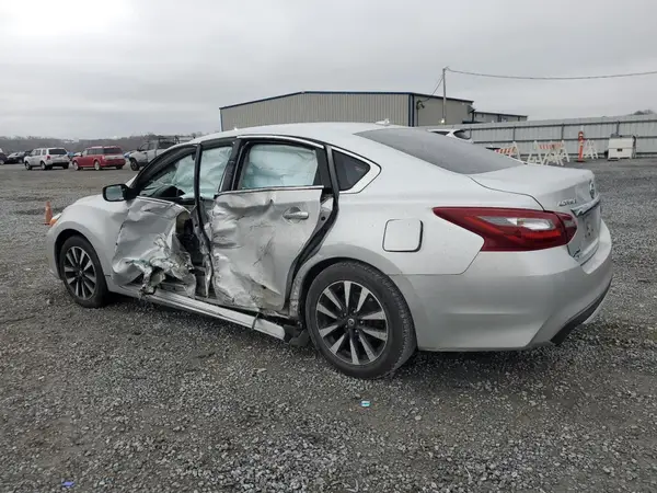 1N4AL3AP0JC239434 2018 NISSAN ALTIMA - Image 2