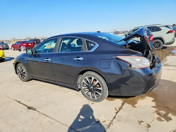 1N4AL3AP0JC239840 2018 NISSAN ALTIMA - Image 2